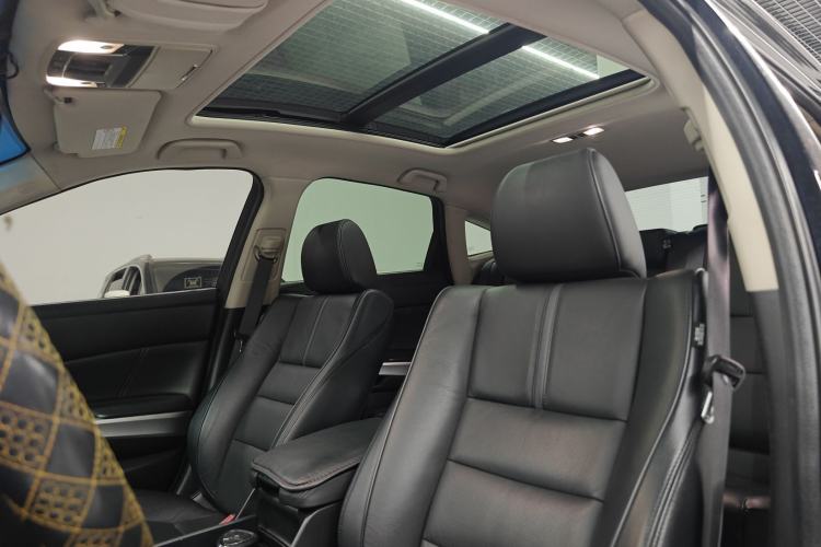 Used Honda Crosstour 2014 2.4L Luxury Edition Interior 6