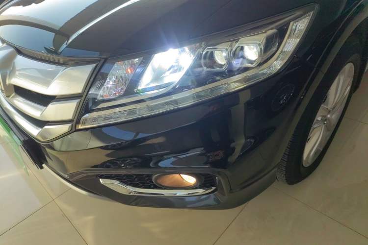 Used Honda Crosstour 2014 2.4L Luxury Edition Left Front Headlight