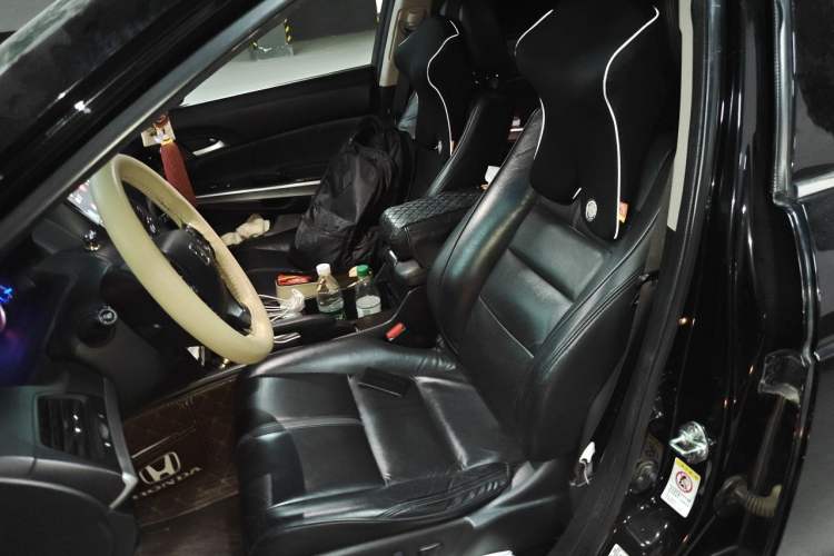 Used Honda Crosstour 2014 2.4L Luxury Edition Left Front Seat