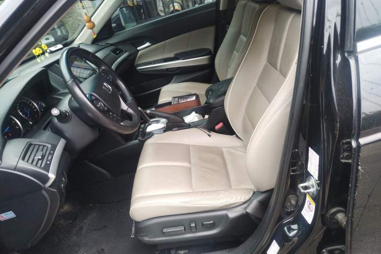 Used Honda Crosstour 2014 2.4L Luxury Edition Left Front Seat