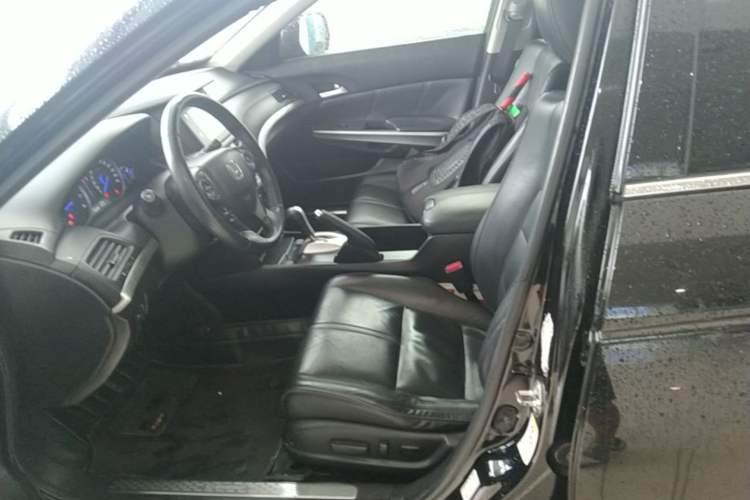 Used Honda Crosstour 2014 2.4L Luxury Edition Left Front Seat