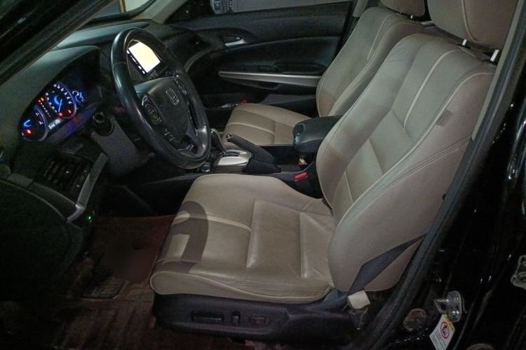 Used Honda Crosstour 2014 2.4L Luxury Edition Left Front Seat