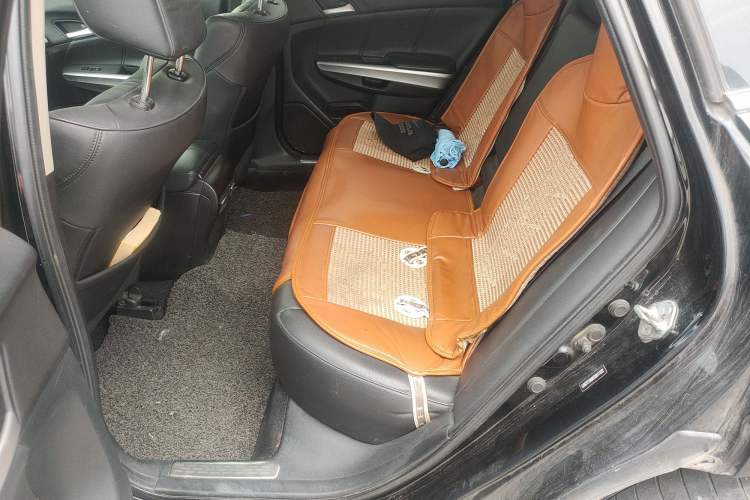 Used Honda Crosstour 2014 2.4L Luxury Edition Left Rear Seat