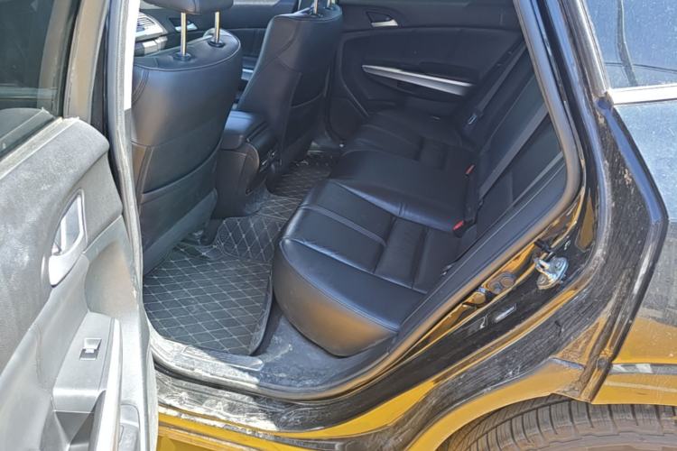 Used Honda Crosstour 2014 2.4L Luxury Edition Left Rear Seat