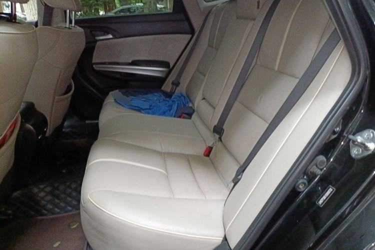 Used Honda Crosstour 2014 2.4L Luxury Edition Left Rear Seat