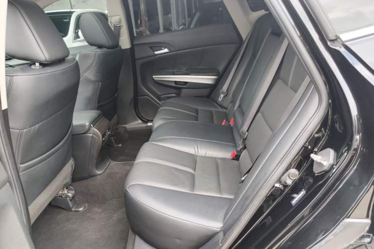 Used Honda Crosstour 2014 2.4L Luxury Edition Left Rear Seat