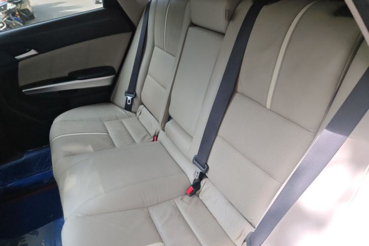 Used Honda Crosstour 2014 2.4L Luxury Edition Left Rear Seat