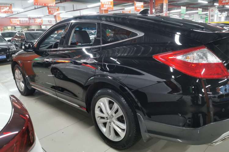 Used Honda Crosstour 2014 2.4L Luxury Edition Left Side