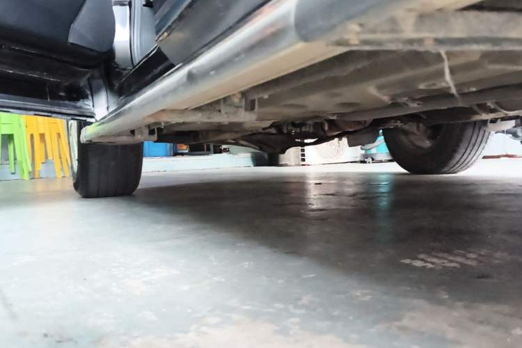 Used Honda Crosstour 2014 2.4L Luxury Edition Left Side Sill