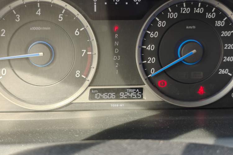 Used Honda Crosstour 2014 2.4L Luxury Edition Odometer Close Up