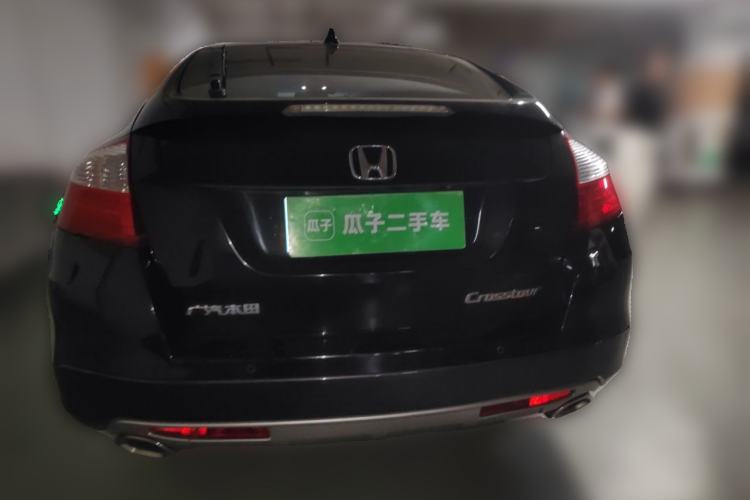 Used Honda Crosstour 2014 2.4L Luxury Edition Rear