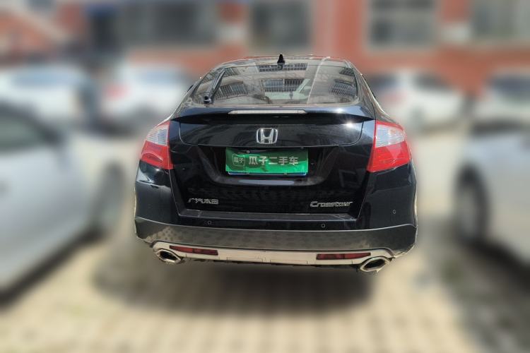 Used Honda Crosstour 2014 2.4L Luxury Edition Rear