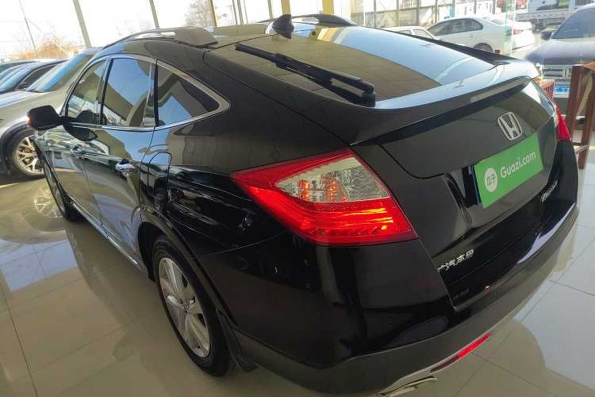 Used Honda Crosstour 2014 2.4L Luxury Edition Rear Left 45 Deg