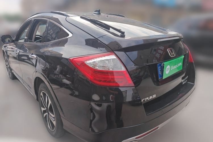 Used Honda Crosstour 2014 3.0L AWD Prestige Edition Rear Left 45 Deg