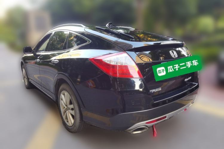 Used Honda Crosstour 2014 2.4L Luxury Edition Rear Left 45 Deg