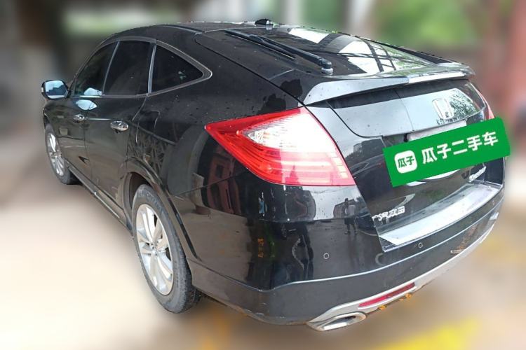 Used Honda Crosstour 2014 2.4L Luxury Edition Rear Left 45 Deg