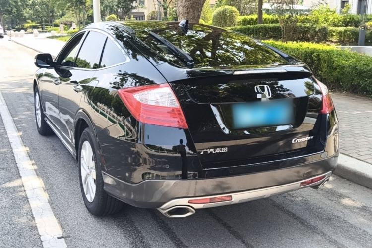 Used Honda Crosstour 2014 2.4L Luxury Edition Rear Left 45 Deg