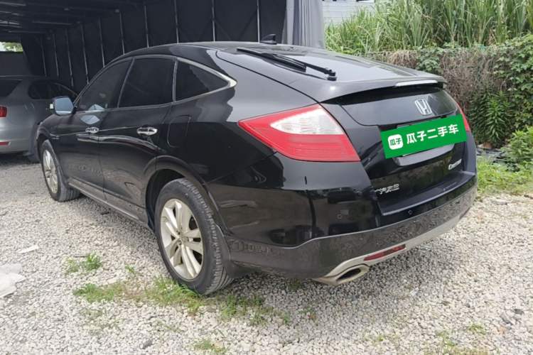 Used Honda Crosstour 2014 2.4L Luxury Navigation Edition Rear Left 45 Deg