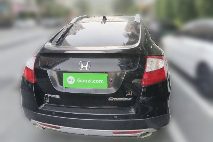 Used Honda Crosstour 2014 2.4L Luxury Edition Rear