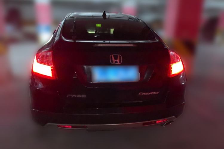 Used Honda Crosstour 2014 2.4L Luxury Edition Rear
