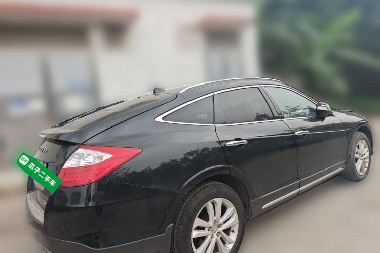 Used Honda Crosstour 2014 2.4L Luxury Edition Rear Right 45 Deg