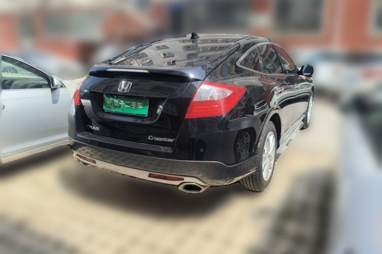 Used Honda Crosstour 2014 2.4L Luxury Edition Rear Right 45 Deg