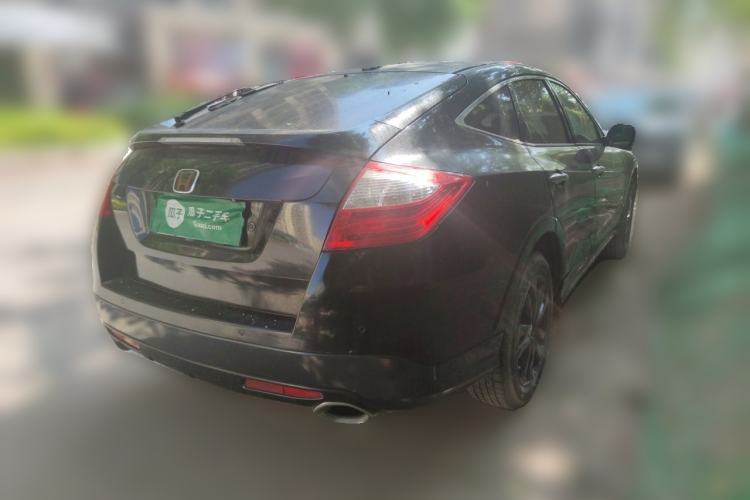 Used Honda Crosstour 2014 2.4L Luxury Edition Rear Right 45 Deg