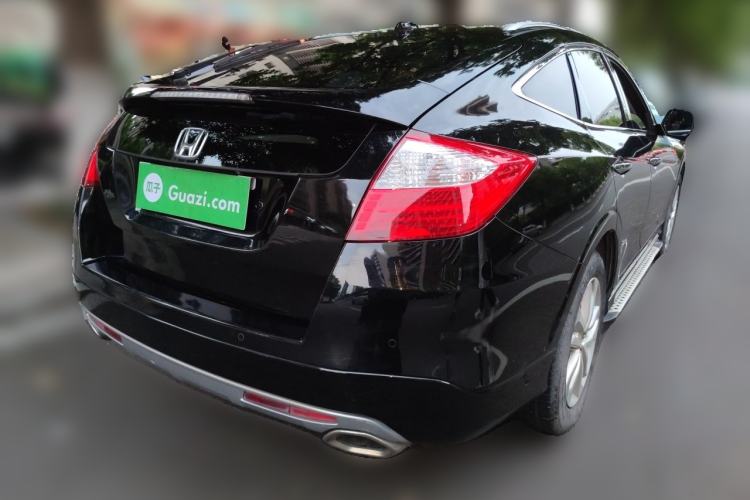 Used Honda Crosstour 2014 2.4L Luxury Edition Rear Right 45 Deg