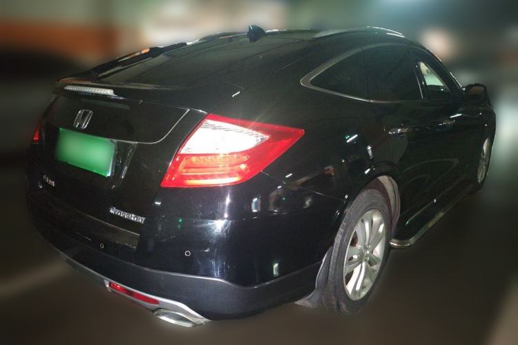 Used Honda Crosstour 2014 2.4L Luxury Edition Rear Right 45 Deg