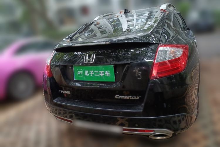Used Honda Crosstour 2014 2.4L Luxury Edition Rear