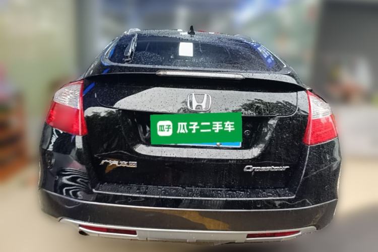 Used Honda Crosstour 2014 2.4L Luxury Edition Rear