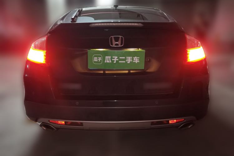 Used Honda Crosstour 2014 2.4L Luxury Edition Rear