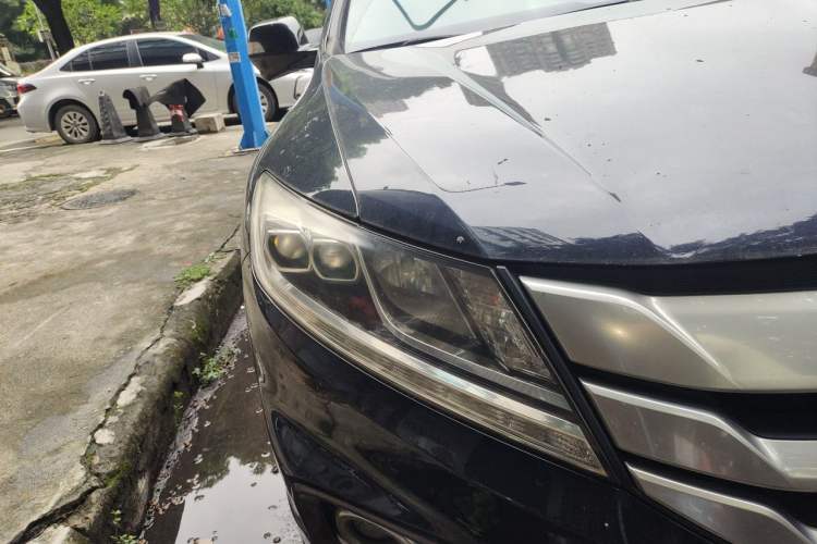 Used Honda Crosstour 2014 2.4L Luxury Edition Right Front Headlight