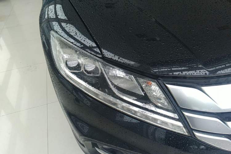 Used Honda Crosstour 2014 2.4L Luxury Edition Right Front Headlight