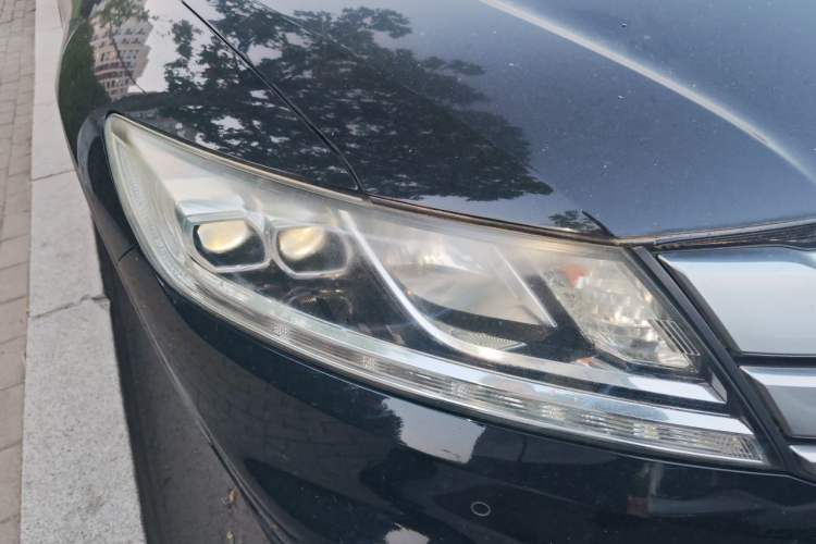 Used Honda Crosstour 2014 2.4L Luxury Edition Right Front Headlight