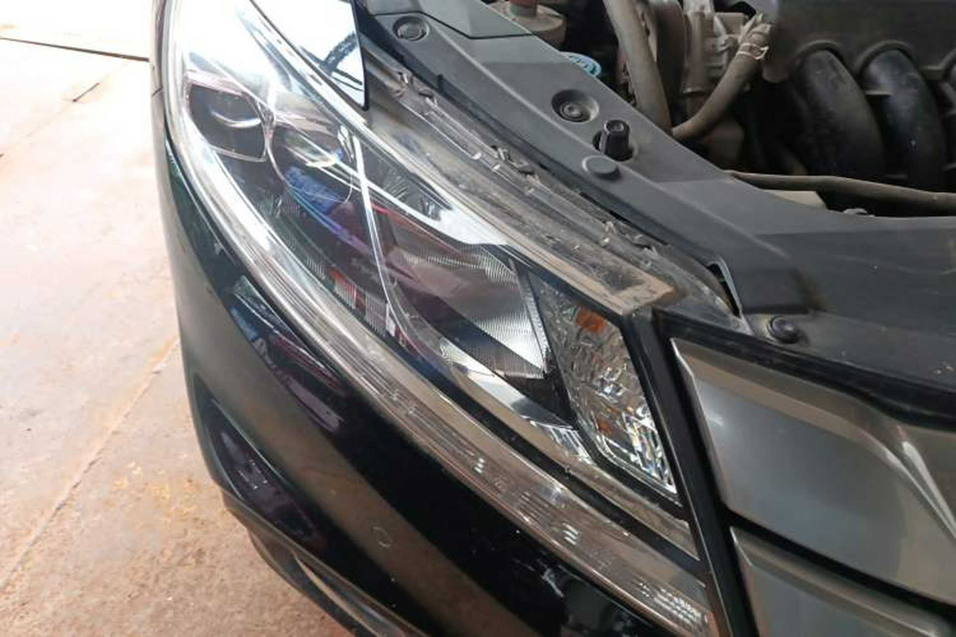 Used Honda Crosstour 2014 2.4L Luxury Edition Right Front Headlight