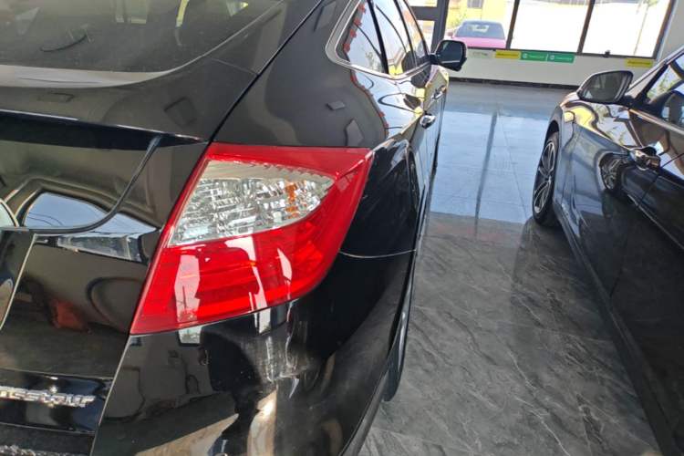 Used Honda Crosstour 2014 2.4L Luxury Edition Right Rear Taillight