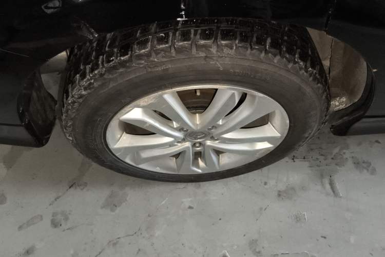 Used Honda Crosstour 2014 2.4L Luxury Edition Right Rear Wheel Hub