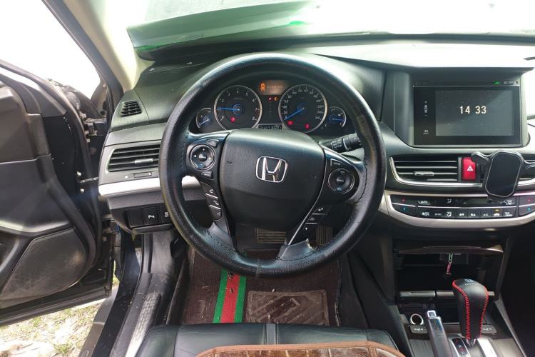 Used Honda Crosstour 2014 2.4L Luxury Edition Steering Wheel
