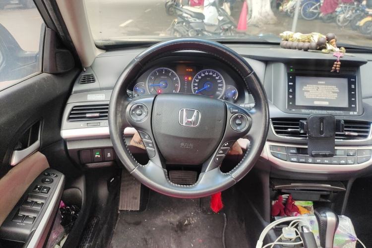 Used Honda Crosstour 2014 2.4L Luxury Edition Steering Wheel