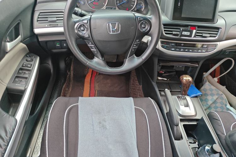 Used Honda Crosstour 2014 2.4L Luxury Navigation Edition Steering Wheel