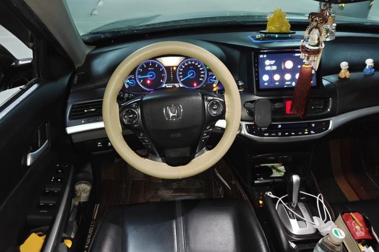 Used Honda Crosstour 2014 2.4L Luxury Edition Steering Wheel
