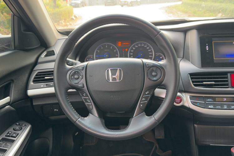 Used Honda Crosstour 2014 2.4L Luxury Edition Steering Wheel