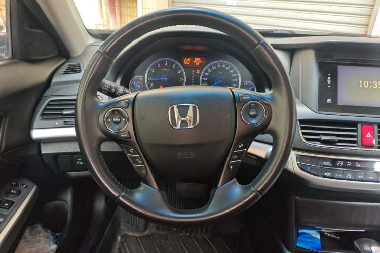 Used Honda Crosstour 2014 2.4L Luxury Edition Steering Wheel