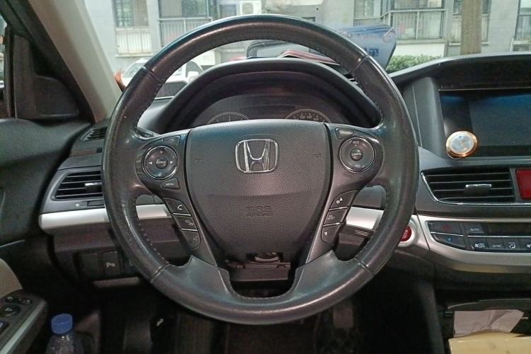 Used Honda Crosstour 2014 2.4L Luxury Edition Steering Wheel