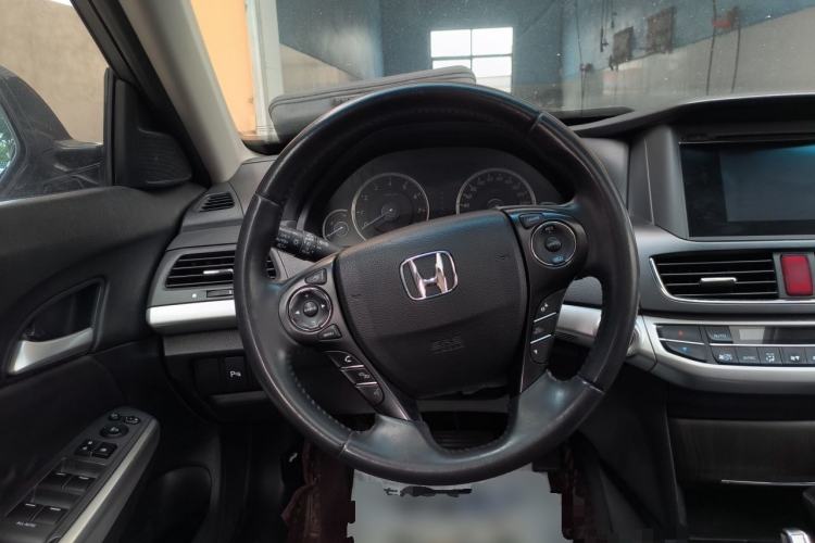 Used Honda Crosstour 2014 2.4L Luxury Edition Steering Wheel