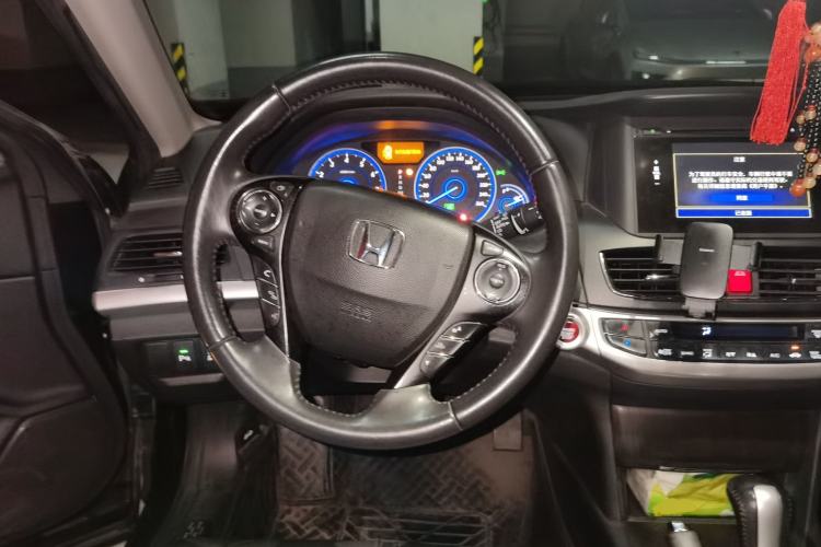 Used Honda Crosstour 2014 2.4L Luxury Edition Steering Wheel