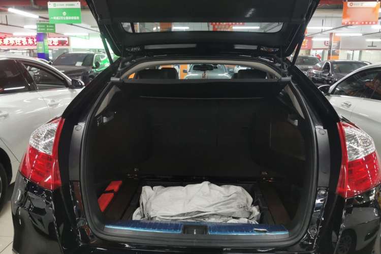 Used Honda Crosstour 2014 2.4L Luxury Edition Trunk