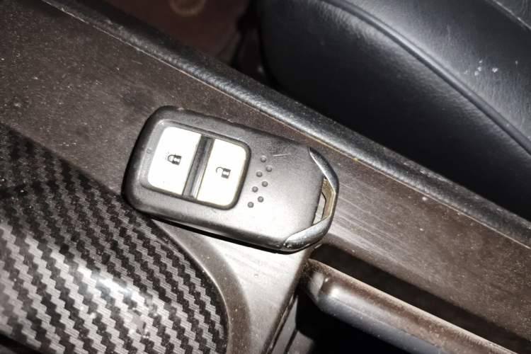 Used Honda Crosstour 2014 2.4L Luxury Edition Vehicle Key
