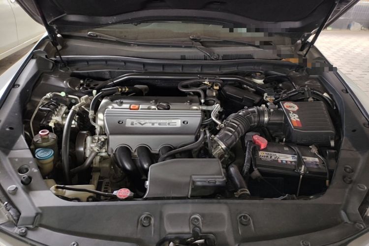 Used Honda Crosstour 2014 2.4L Luxury Navigation Edition Engine Bay